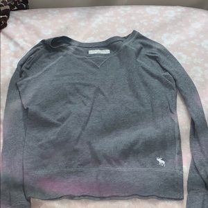 hollister long sleeve. worn once,perfect condition